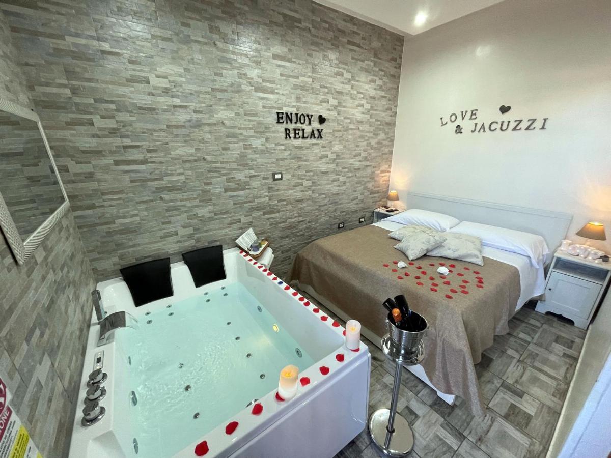 Il Fauno - Suite & Spa Scafati Luaran gambar